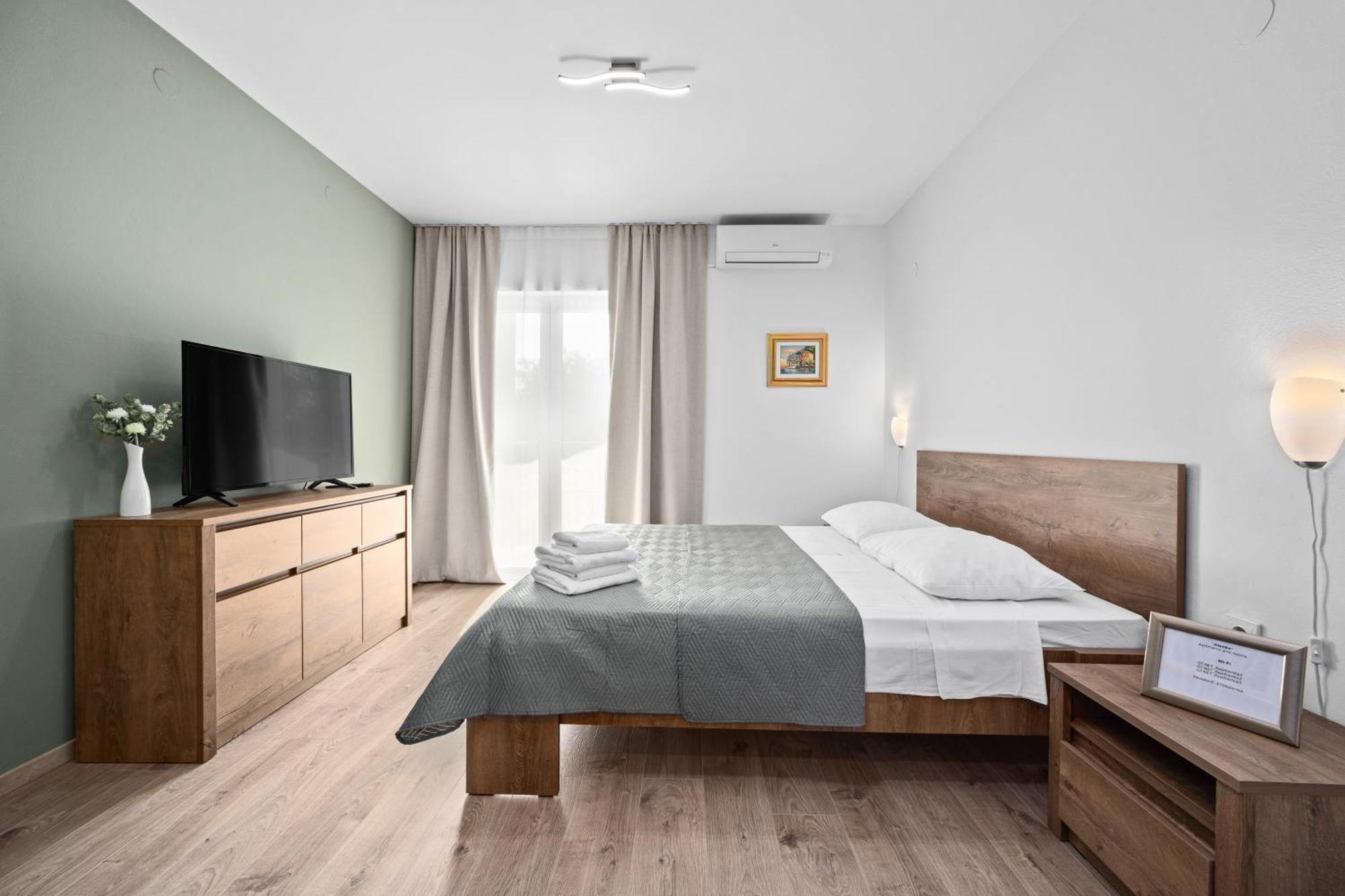 Apartments And Rooms Alenka 반졸레 외부 사진
